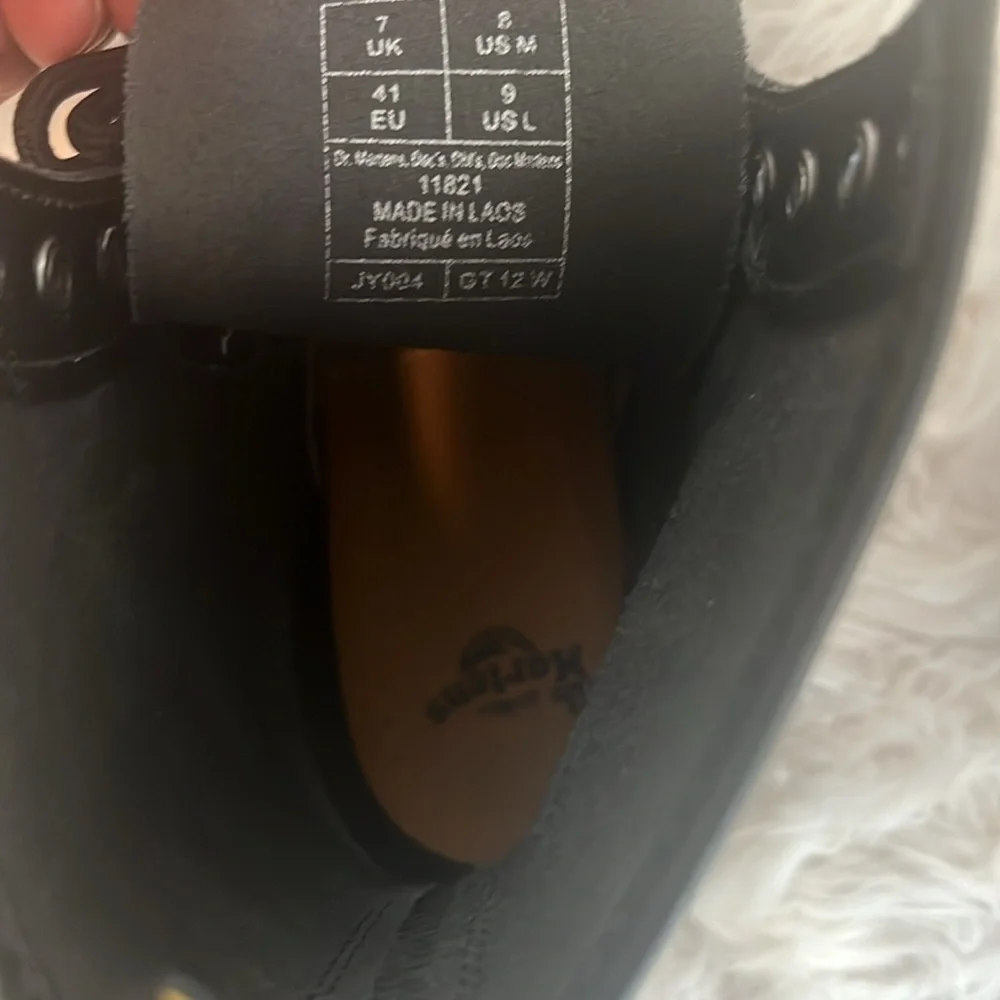 Dr. Martens Black NWT - Picture 9 of 9